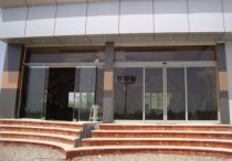 درب اتوماتیک شیشه ای